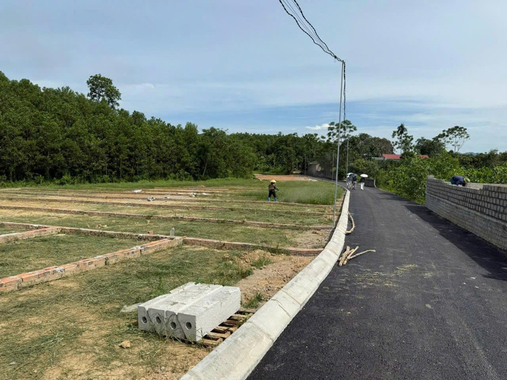 Còn đúng 1 lô duy nhất giá 2,6tr một mét vuông, sẵn sổ tại An Bình, Lạc Thủy, Hòa Bình