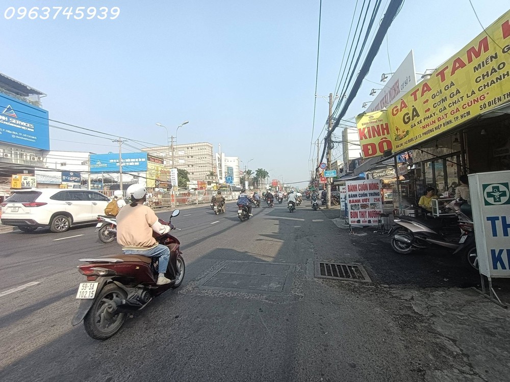 Bán gấp mặt tiền Quốc Lộ 13 Thủ Đức, 147m2, 3 tầng, 37 tỷ, Hiệp Bình Chánh