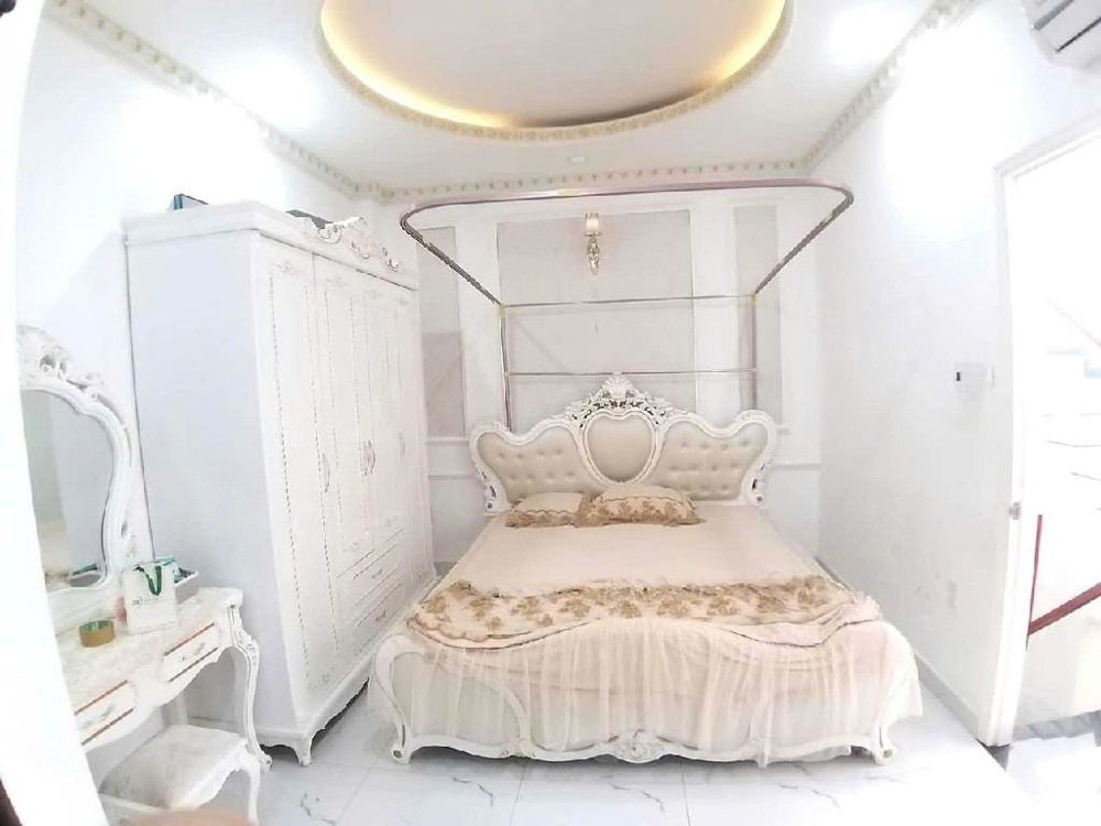 Nhà mới 4 Tầng Đường 6M Linh Đông Ngay Phạm Văn Đồng Full Nội Thất Nhỉnh 6 Tỷ