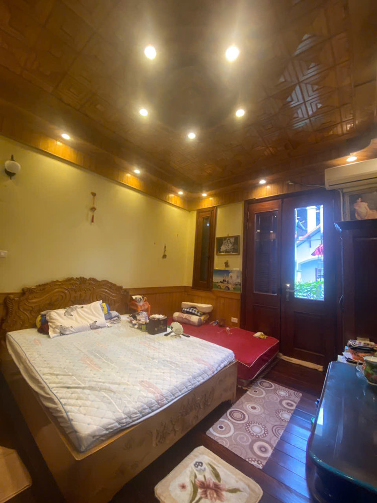 Bán nhà Ngọc Thụy Long Biên 60m 5 tầng ô tô vào nhà khu cán bộ dân trí cao