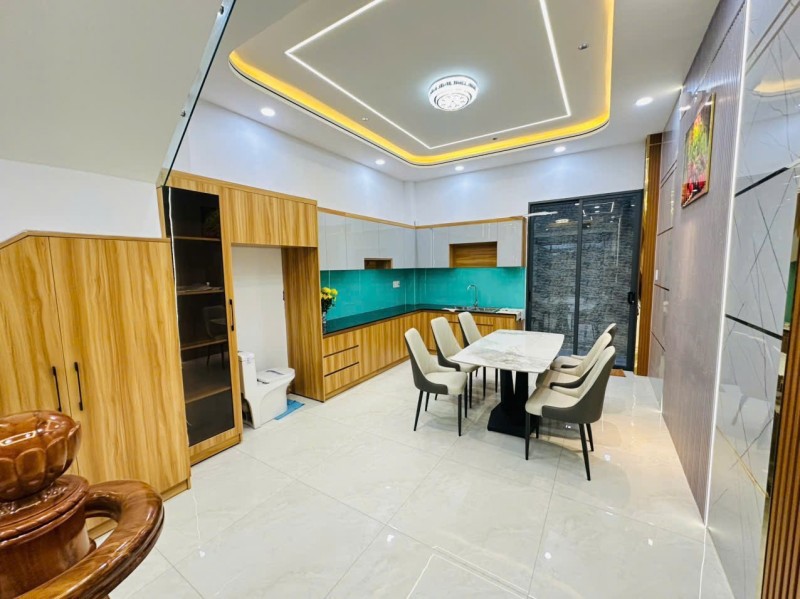 Bán Nhà 4 Tầng 56M2  Đường  Lò Lu, Thủ Đức, Tp Hcm. Giá 8,19  Tỷ, Sổ Hồng Đầy Đủ! Liên Hệ