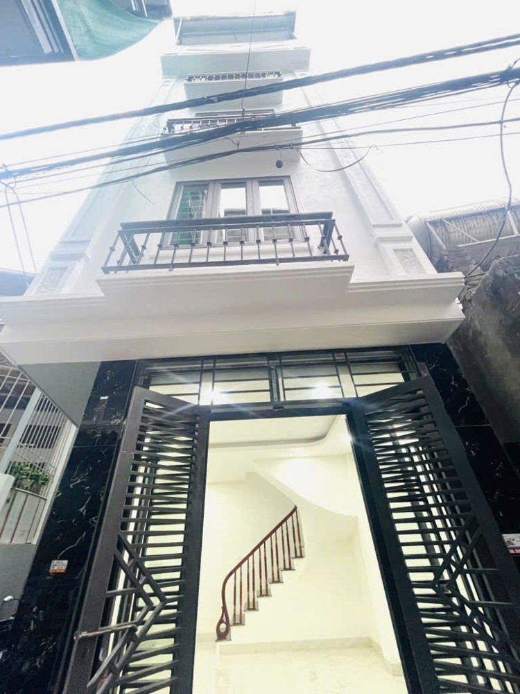 HÀ TRÌ LÔ GÓC 45M NHÀ 5 TẦNG MỚI XÂY 9,8 TỶ