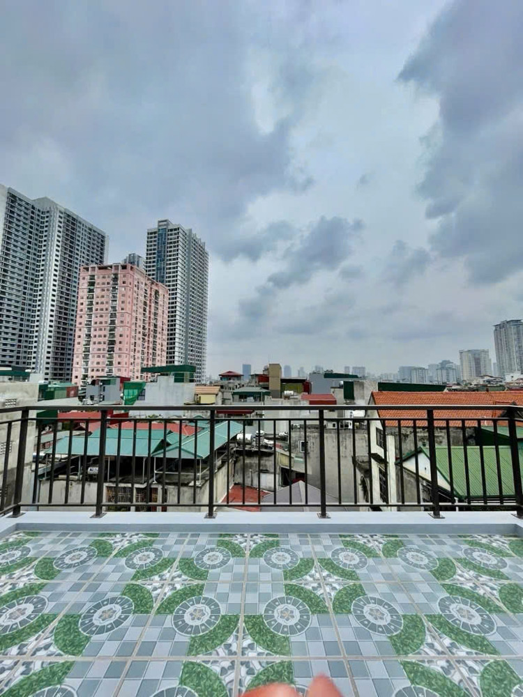  Nhà Đẹp Khó Tìm Ô Tô Đỗ Trong Nhà – Có Thang Máy – Ngõ Thông Thẳng Sát Mặt Đường Chính – Full Đồ