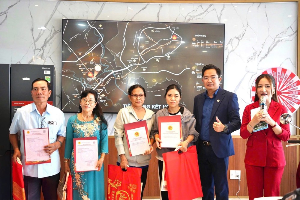 Đất Nền 108M2 Sổ Hồng Riêng Chỉ 1,9 Tỷ Cửa Ngõ Khu Hành Chính Agora City. Sơn 0987449422