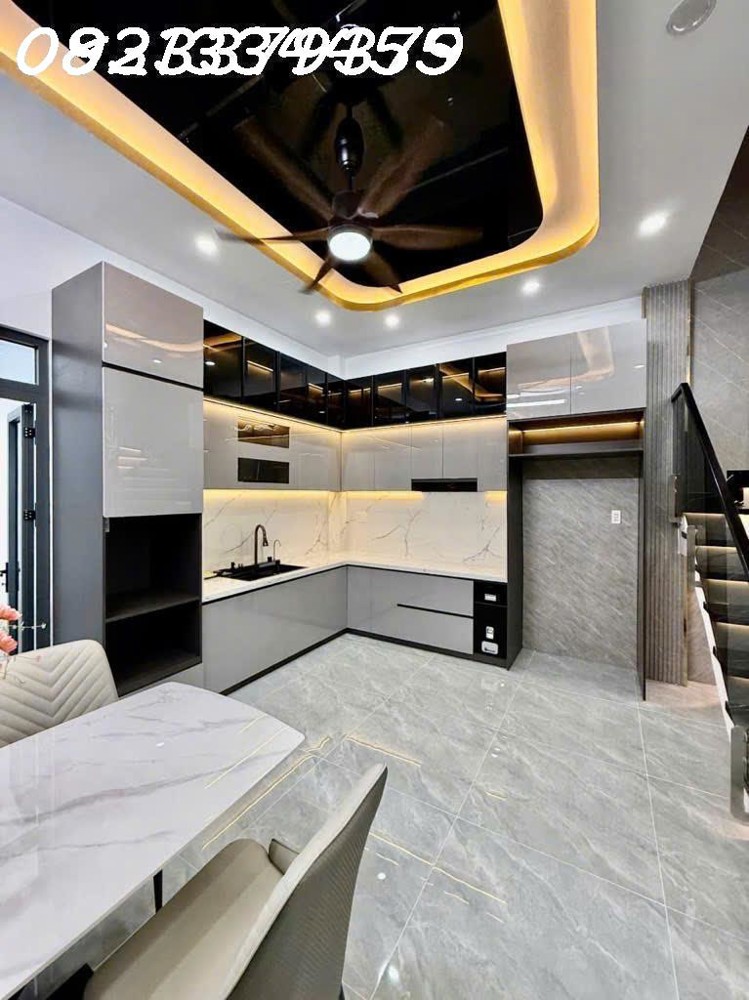 Bán Nhà Đẹp Từng Chi Tiết Giá Nhỉnh 5 Tỷ- Đường Huỳnh Tấn Phát