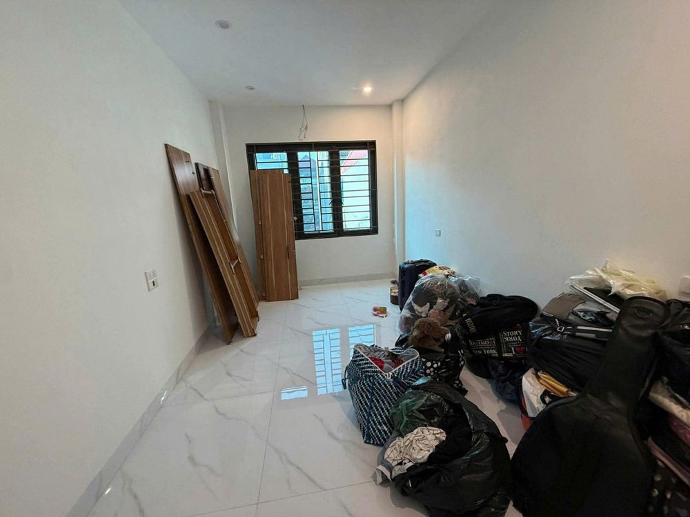 Nhà Đẹp Full Nội Thất Vũ Xuân Thiều 49M2 X 4 Tầng 9.3 Tỷ Long Biên Hà Nội