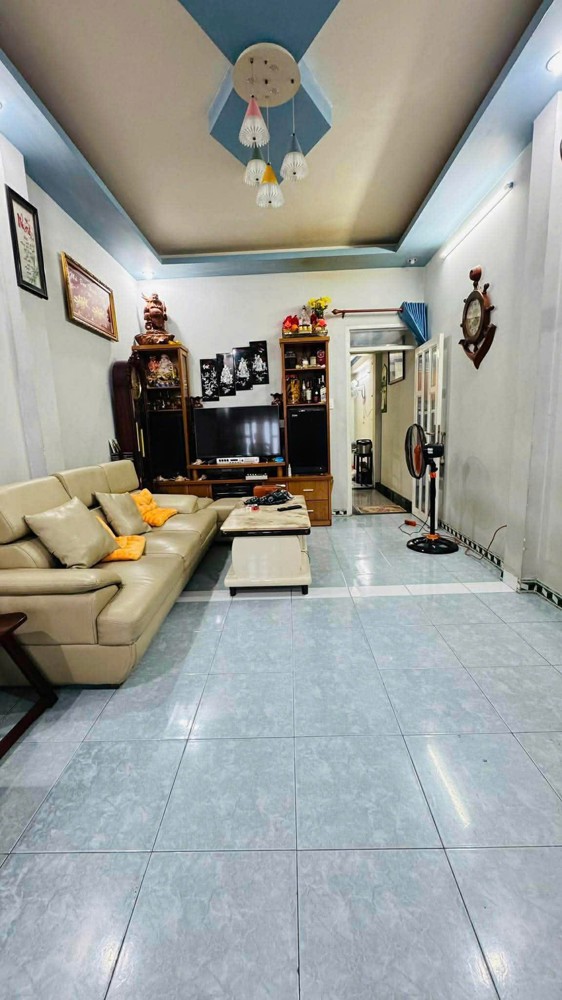 Bình Thạnh - Gần Quận 1 - 6Pn - Hẻm Xe Hơi - Không Quy Hoạch - Nhỉnh 9 Tỷ