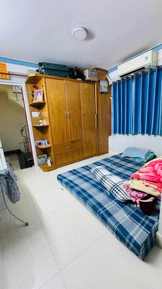 Bình Thạnh - Gần Quận 1 - 6Pn - Hẻm Xe Hơi - Không Quy Hoạch - Nhỉnh 9 Tỷ