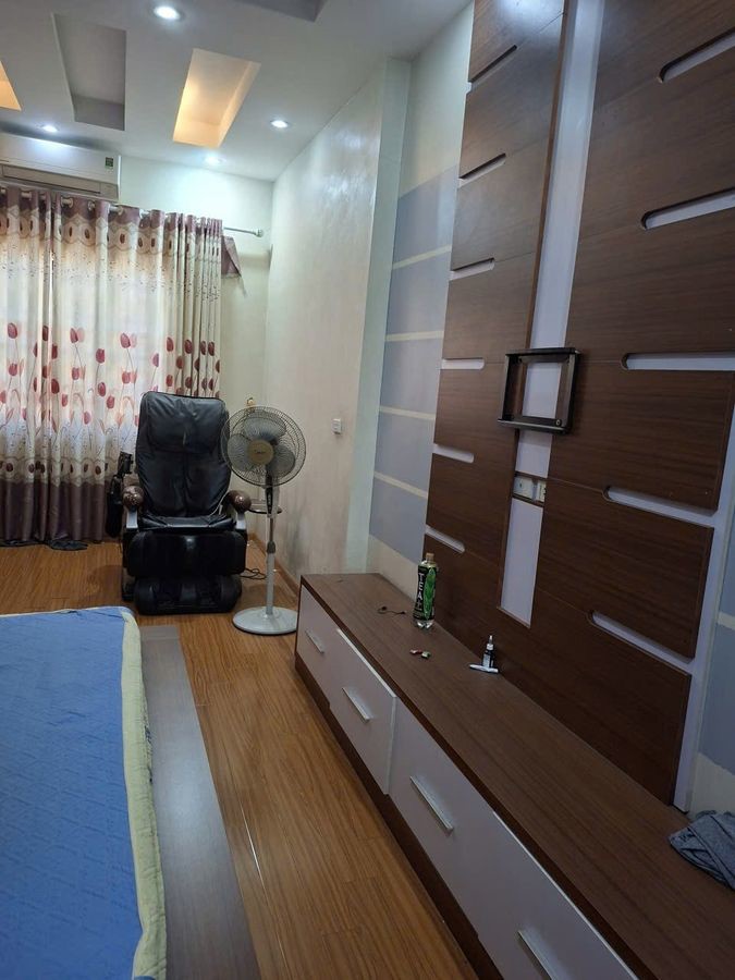 BÁN NHÀ RIÊNG Thượng Thanh-Long Biên 44m2 X 4 Tầng X 8.3 Tỷ Long Biên Hà Nội