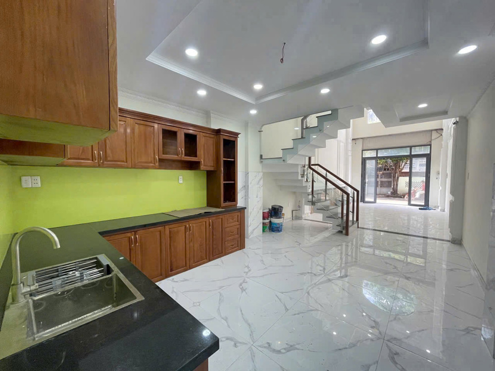 BÁN KHU NHÀ PHỐ BÊN SÔNG - MẶT TIỀN ĐƯỜNG 20 - HIỆP BÌNH CHÁNH - THÀNH PHỐ THỦ ĐỨC