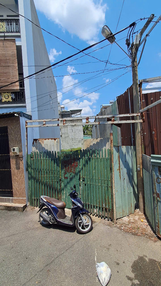 Bán Lô Đất Lớn 455M - Giá Siêu Rẻ - Đối Diện Vạn Phúc - Đường Số 4 Hiệp Bình Phước