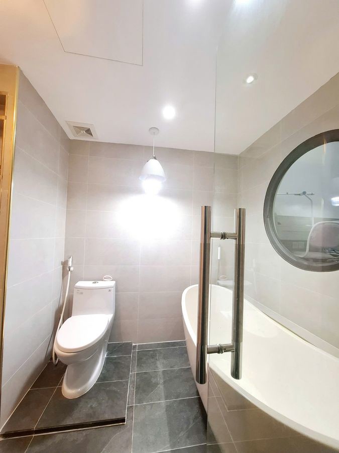 NHÀ ĐẸP FULL NỘI THẤT Ô TÔ ĐỖ CỬA Phố Trạm 34m2 X 6 Tầng 10.5 Tỷ Long Biên Hà Nội