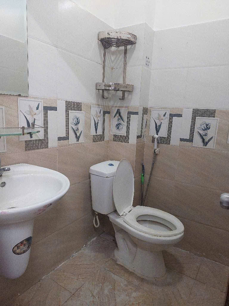 D1811 ⚡ Sát Sân Bóng Đá Tân Xuân Hóc Môn, Vuông, 2 Tầng, 9X4m, 1.X Tỷ