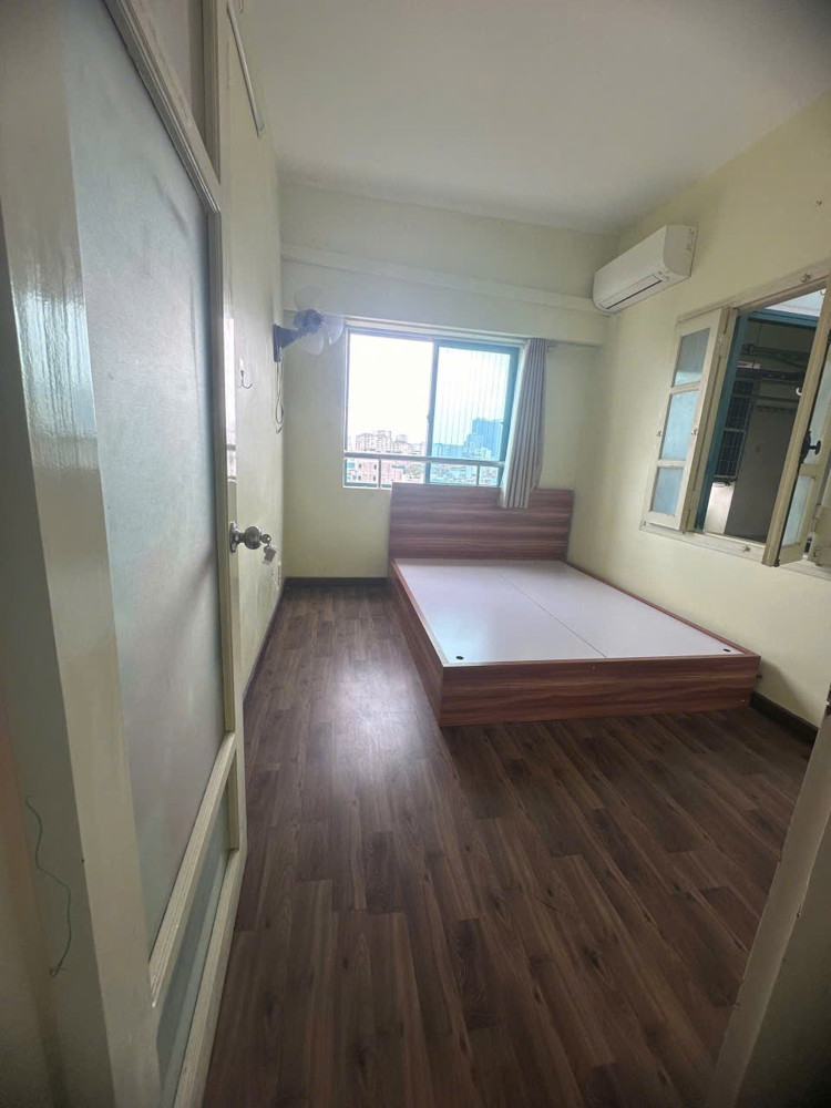 Bán căn hộ chung cư 671 Hoàng Hoa Thám, 87m2, 3 ngủ, 2 vệ sinh, 9.5 tỷ