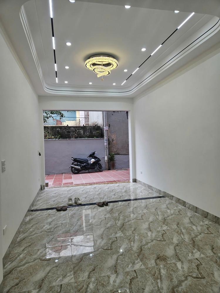 NHÀ MẶT NGÕ THÔNG Ô TÔ -KINH DOANH Tư Đình 50 m2 X 5 Tầng 15.8 tỷ Long Biên-Hà Nội