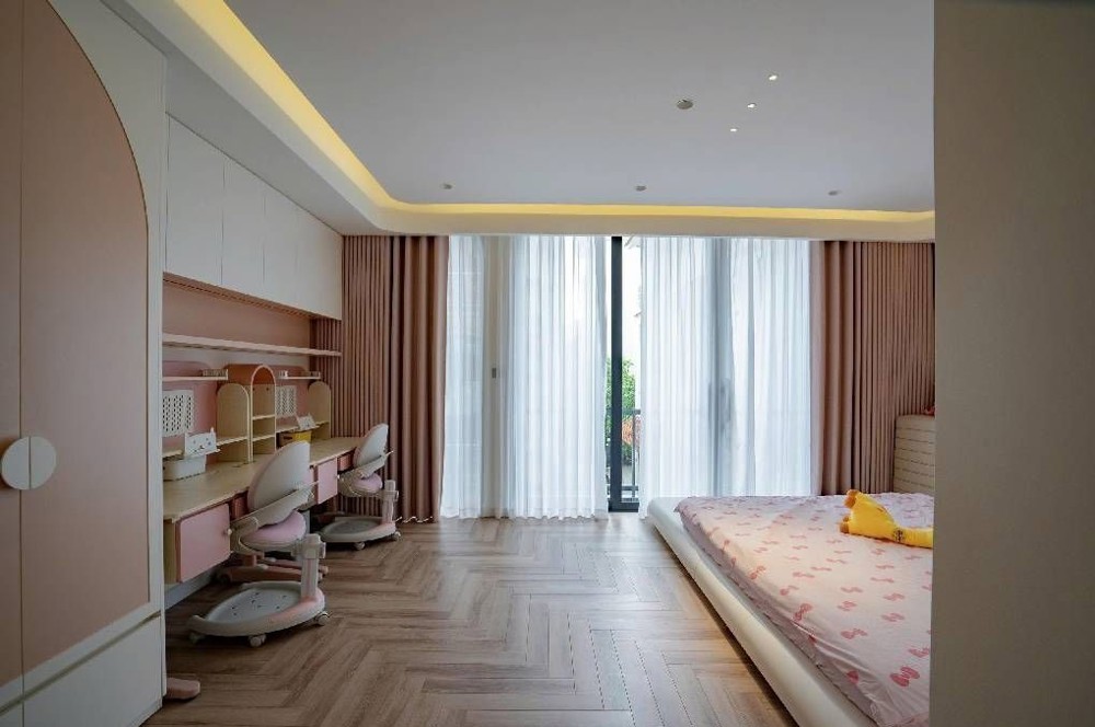 Bán nhà Hoàng Cầu_ô tô đỗ cửa ngủ nhà_vuông vắn_mt 6,5_86m2_giá chào 45 tỷ