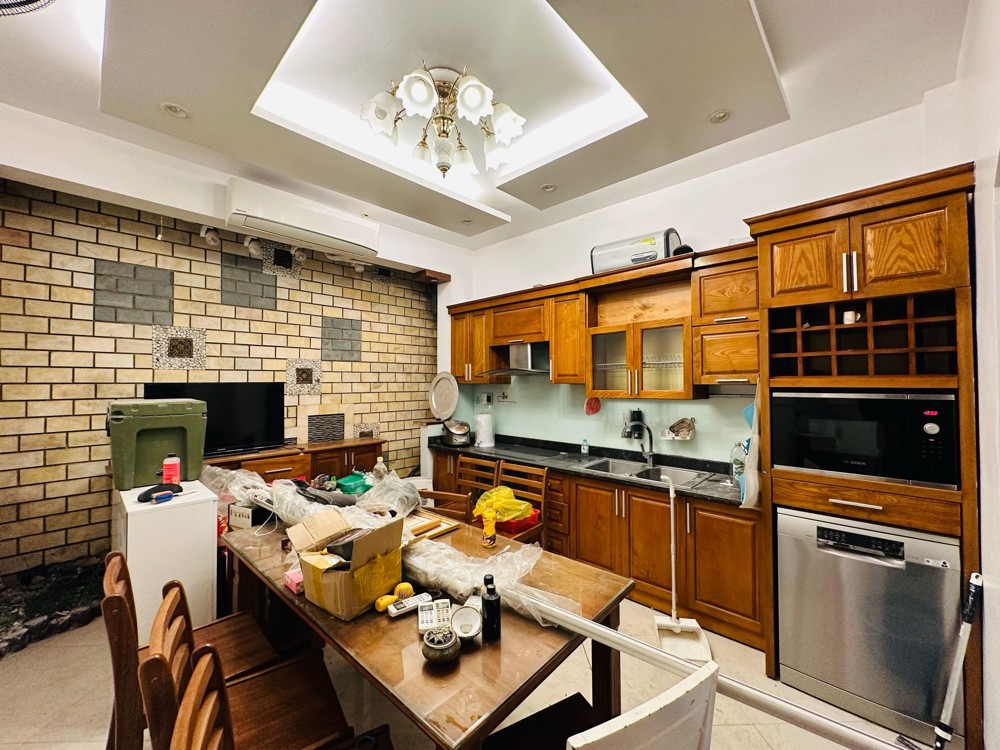 Bán Nhà An Trạch 48M2. 5 Tầng. Mặt Tiền 4M. Giá 16.5 Tỷ Đống Đa Hà Nội