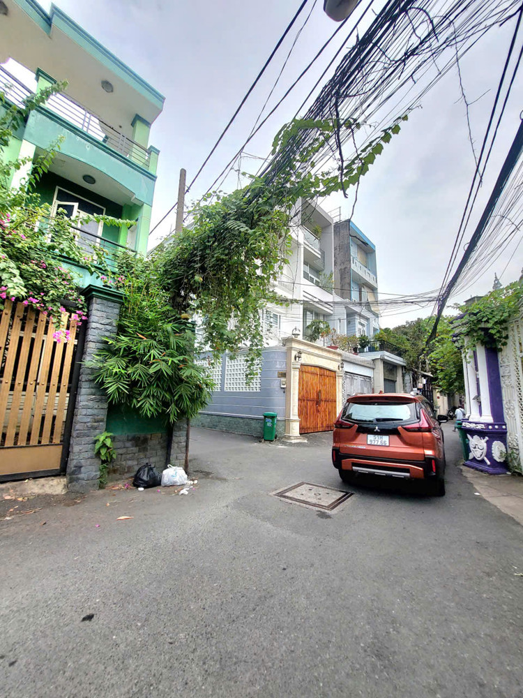 Trung Tâm Quận 9,Bán Nhà Đỗ Xuân Hợp,Căn Góc Thoáng Mát,Phường Phước Long