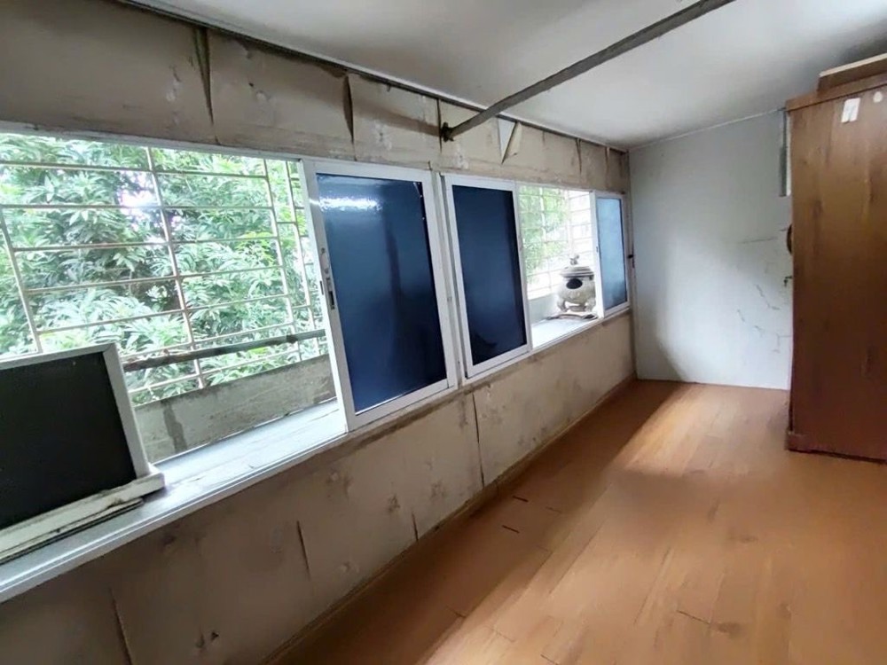 bán nhà tập thể đường 800a cầu giấy DT 31/90m giá 4,95 tỷ