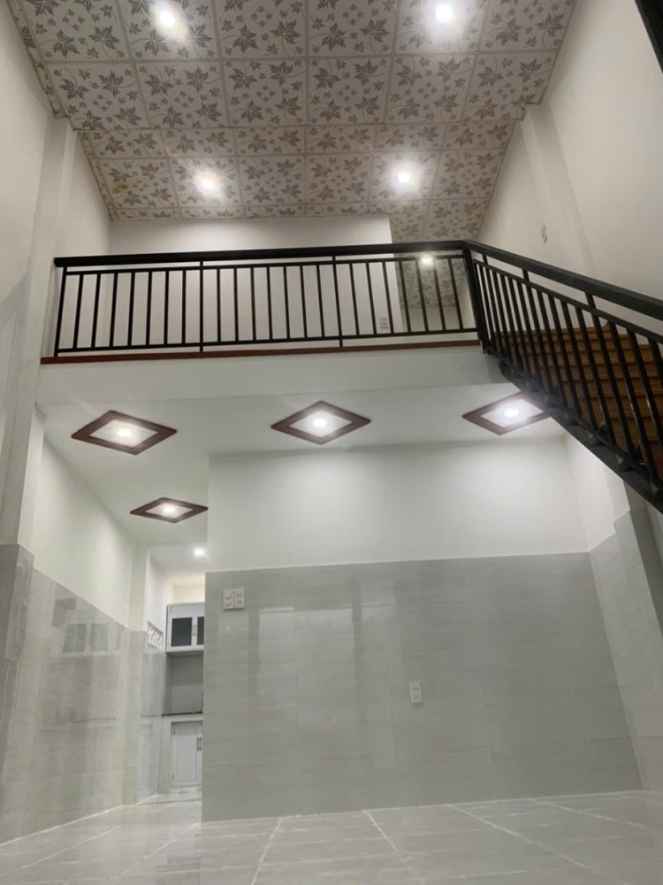 ► Nhà kiệt gần MT Nguyễn Phước Nguyên gần Chợ, 39m2, lửng đúc, 2.69 tỷ