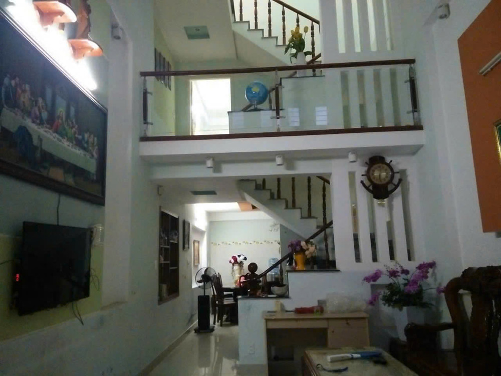 BÁN ĐẤT TẶNG NHÀ 3 LẦU + 2 PHÒNG TRỌ CHO THUÊ 12 TRIỆU/TH - NGÔ CHÍ QUỐC - BÌNH CHIỂU SÁT BÊN CHỢ