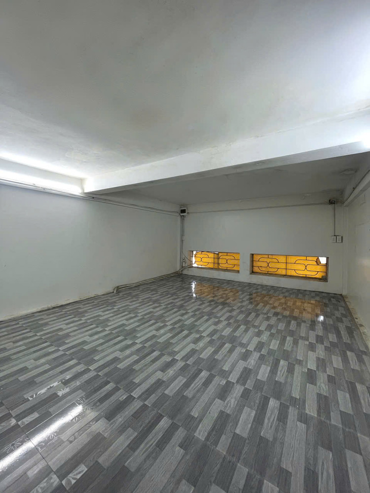 Cho Thuê Mặt Bằng Kinh Doanh + Gác Xép Ở Lại Tại Chợ Phố Mới, Quế Võ, Bắc Ninh