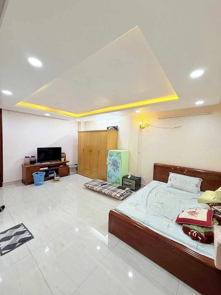 Bán nhà Mặt tiền Hẻm 373 Lý Thường Kiệt, gần Bắc Hải, 5,4x15m, 5 Tầng - 6PN, 16,5 tỷ (TL)