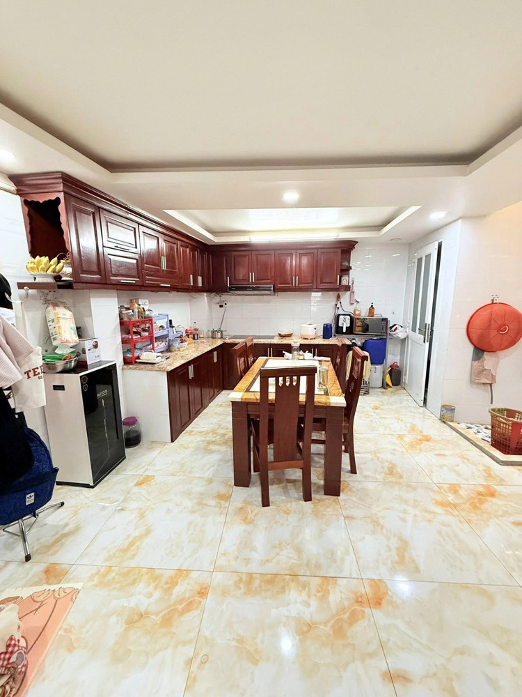 Bán nhà Mặt tiền Hẻm 373 Lý Thường Kiệt, gần Bắc Hải, 5,4x15m, 5 Tầng - 6PN, 16,5 tỷ (TL)