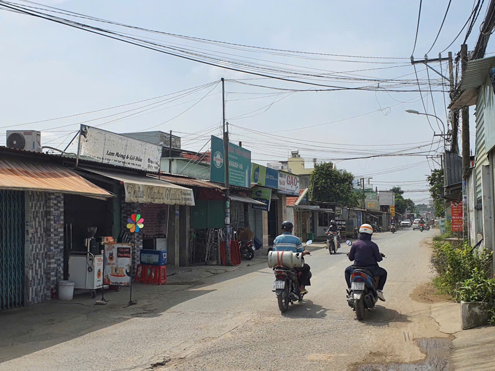 MẶT TIỀN TRỊNH THỊ MIẾNG – TTT HÓC MÔN – NGANG 8M HIẾM – KD ĐỈNH