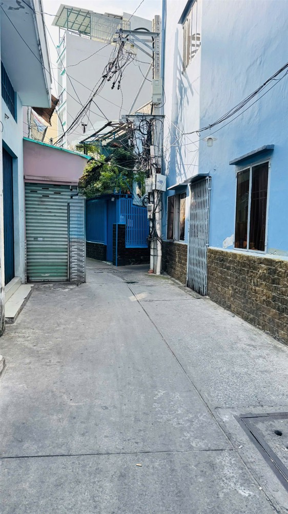 Quận 4 - 62M - 5Pn - Không Quy Hạch - Hẻm Ba Gác - Nhỉnh 6 Tỷ