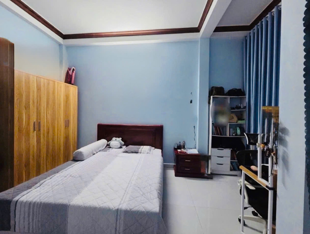 Không Căn Thứ 2 – Nhà Sát Mặt Tiền Tô Hiến Thành, Quận 10, Full Nội Thất Đẹp - 4 Tầng - 51M2