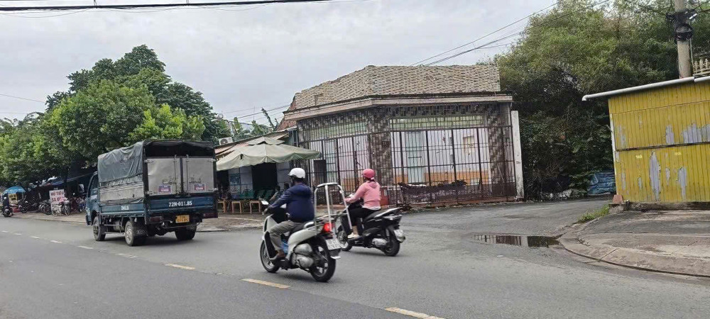 CHÍNH CHỦ BÁN – LÔ GÓC 2 MẶT TIỀN NGÃ TƯ VIP – THỊ TRẤN HÓC MÔN