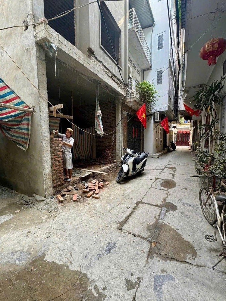 VỊ TRÍ ĐẸP - GIÁ TỐT - Cần Bán Nhà Ngõ 12 Lương Khánh Thiện, Phường Tương Mai, Hoàng Mai, Hà Nội