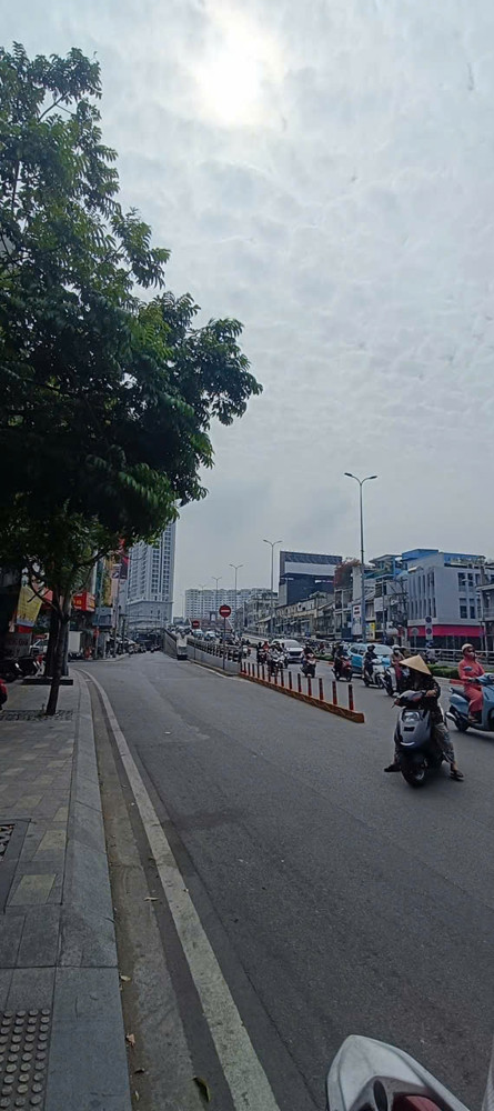 Mặt tiền Nguyễn Thái Học - Quận 1 - Kinh doanh đỉnh -  77m2 - 3  tầng - 45 tỷ