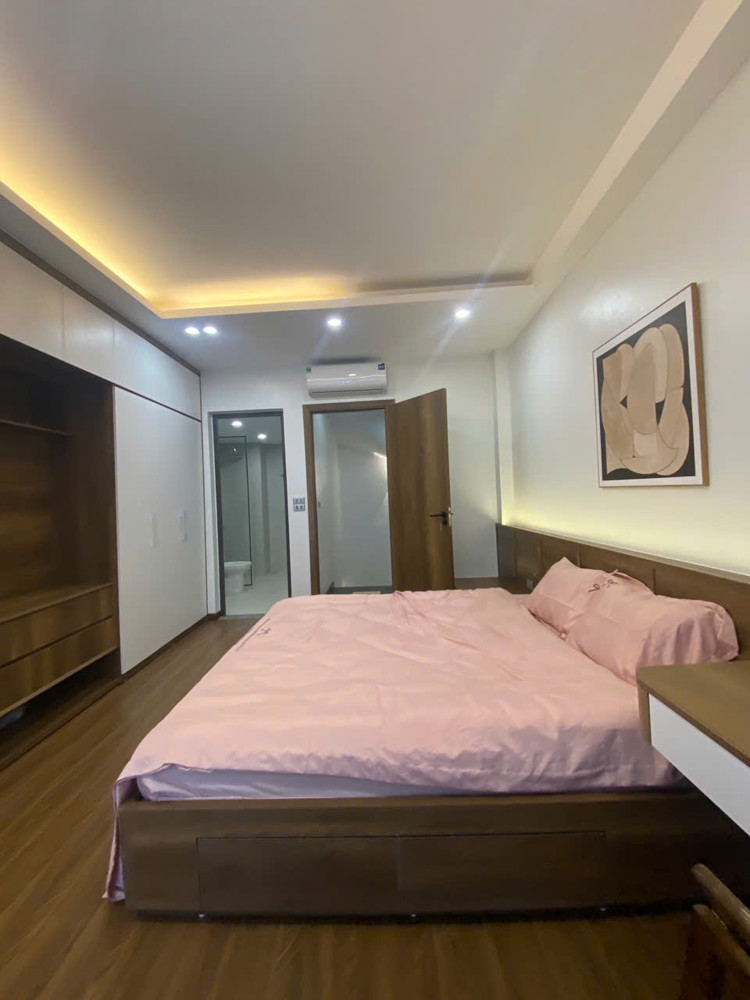 Bán nhà Ngọc Thụy – 33m² – 5 tầng – ô tô qua nhà