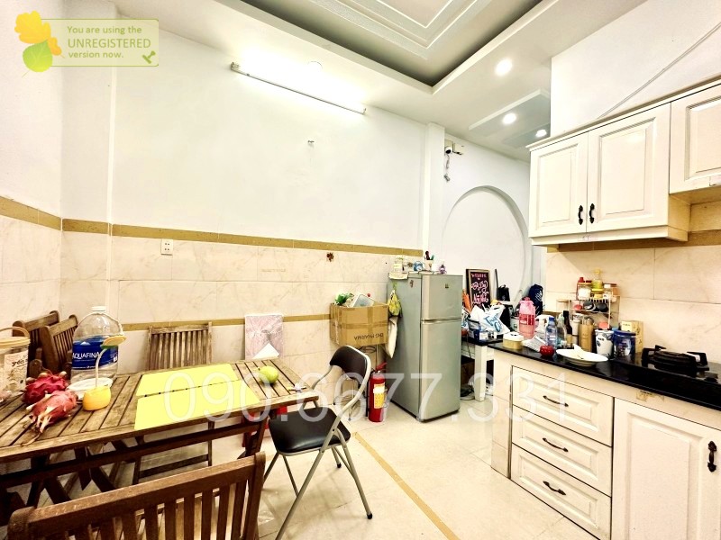 ‼️ Phan Đăng Lưu – Ngã tư Phú Nhuận – Ô tô đỗ cửa – 4 tầng cứng cáp - Có dòng tiền