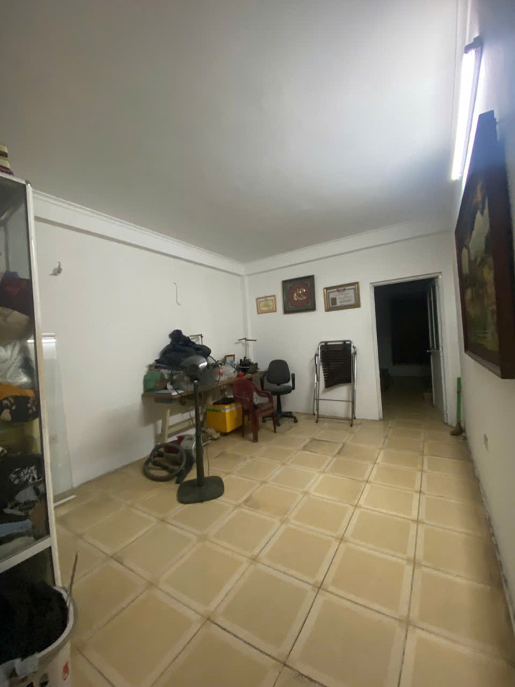 Bán nhà Đức Giang – ô tô vào nhà – 5 tầng – khu dân cư ổn định