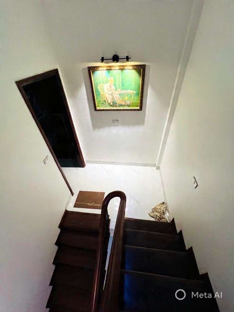 bán nhà thụy khuê 50m x 5 tầng 11,8 tỷ ngõ ba gác,sát hồ tây,nhà đẹp ở ngay