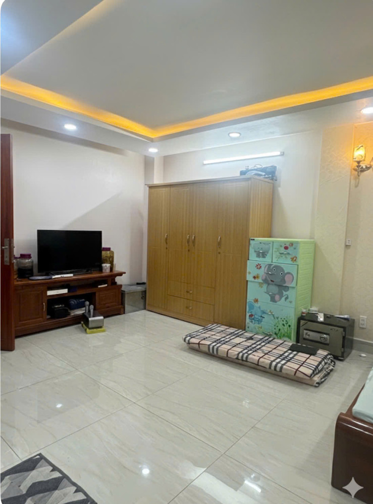 Tìm Chủ Hữu Duyên – Nhà Phố 5 Tầng HXH 6m - Sát Quận 10, DT 80m2 - Ngang 5.5M