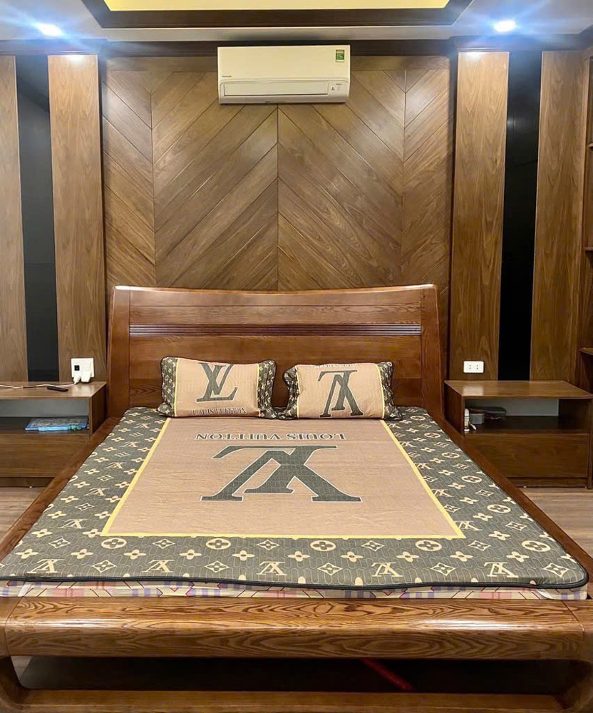 BÁN NHÀ NGUYỄN VĂN CỪ LONG BIÊN,THANG MÁY,OTO ĐỖ CỬA,NGÕ THÔNG,44M