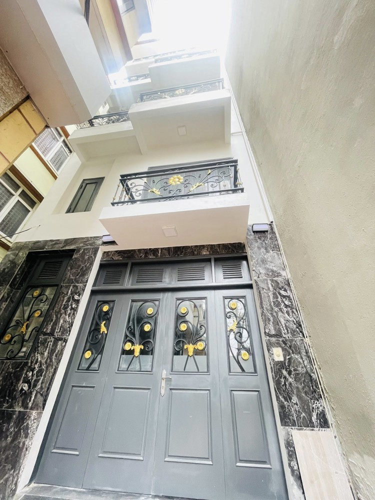 Nhà phố Kim Giang- 50m*6tầng*5mMT- Thang máy - Ôtô đỗ cửa- Kinh doanh- Giá 14,4 tỷ