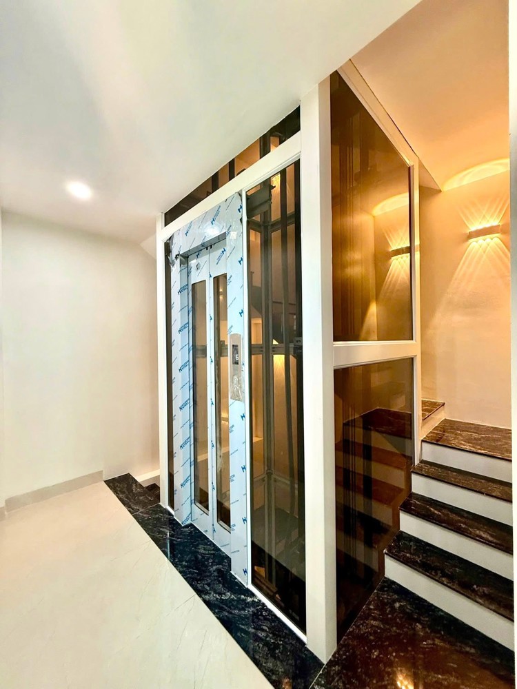 Nhà Mặt Phố Bùi Xương Trạch- 32M*6tầng- Thang Máy - Ôtô Tải Tránh- Kinh Doanh- Giá 12,2 Tỷ