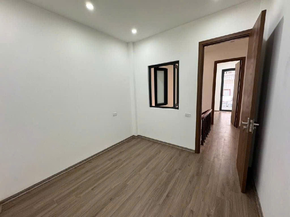 Nhà Dân Xây Tâm Huyết – Full Nội Thất – 6 Phòng – Ở Ngay 36 m*5 tầng. Nhỉnh 8 Tỷ. LH 0972.078.667