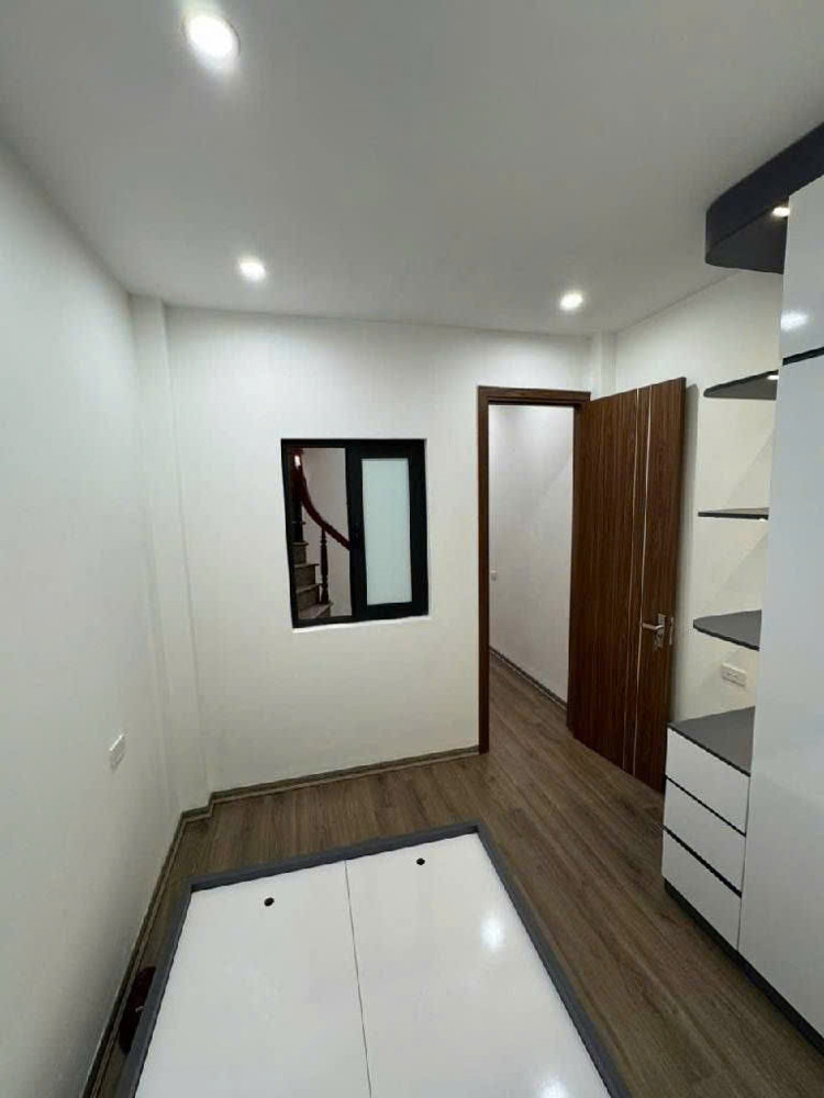 Nhà Dân Xây Tâm Huyết – Full Nội Thất – 6 Phòng – Ở Ngay 36 m*5 tầng. Nhỉnh 8 Tỷ. LH 0972.078.667