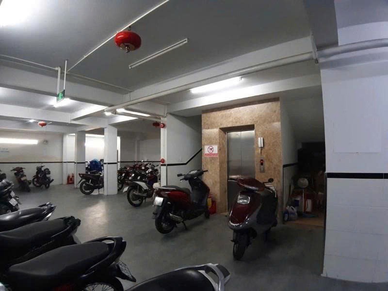 Bán Tòa Nhà 6 Tầng - 31 CHDV - HXH Nguyễn Phúc Chu, 9x20m, Khoán 110tr, chỉ 27,9 tỷ