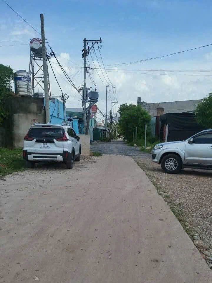 ĐẤT VƯỜN SIÊU ĐẸP (30X52) – GẦN CHỢ ĐẦU MỐI HÓC MÔN – 19,5 TỶ