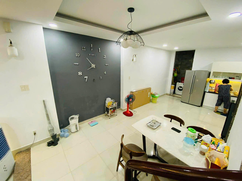 HXH quay đầu - Lâm Văn Bền - Quận 7 - 77m2 - 2 tầng - 8.55 tỷ