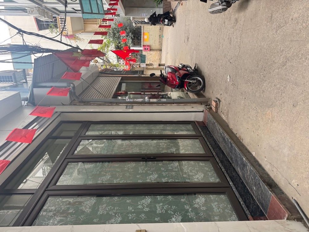 NHÀ ĐẸP, ĐỘC, HIẾM - DÂN XÂY CHẮC CHẮN – TÂY HỒ LỘNG GIÓ - GẦN Ô TÔ – DẪN LÀ CHỐT _30M2 – 5 TẦNG