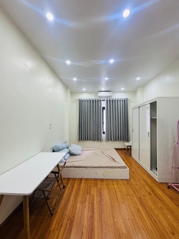 NHÀ ĐẸP, ĐỘC, HIẾM - DÂN XÂY CHẮC CHẮN – TÂY HỒ LỘNG GIÓ - GẦN Ô TÔ – DẪN LÀ CHỐT _30M2 – 5 TẦNG