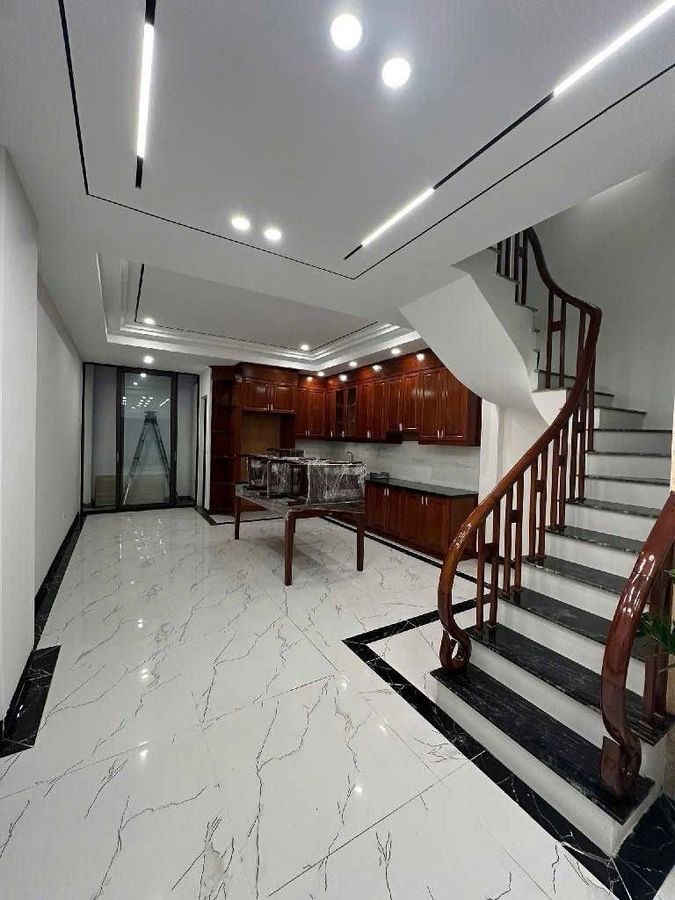 Nhà Mơi Full Nội Thất Ô Tô Vào Nhà Ngọc Lâm 81M2 X 6 Tầng X 23.5 Tỷ Long Biên Hà Nội